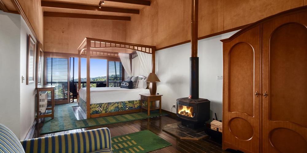 One Bedroom Canopy Suite