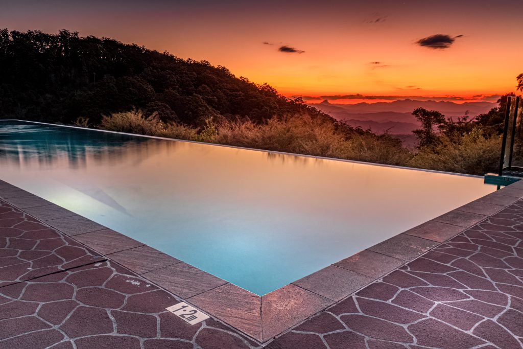 O'reilly's Infinity Pool Image By Shane Lee